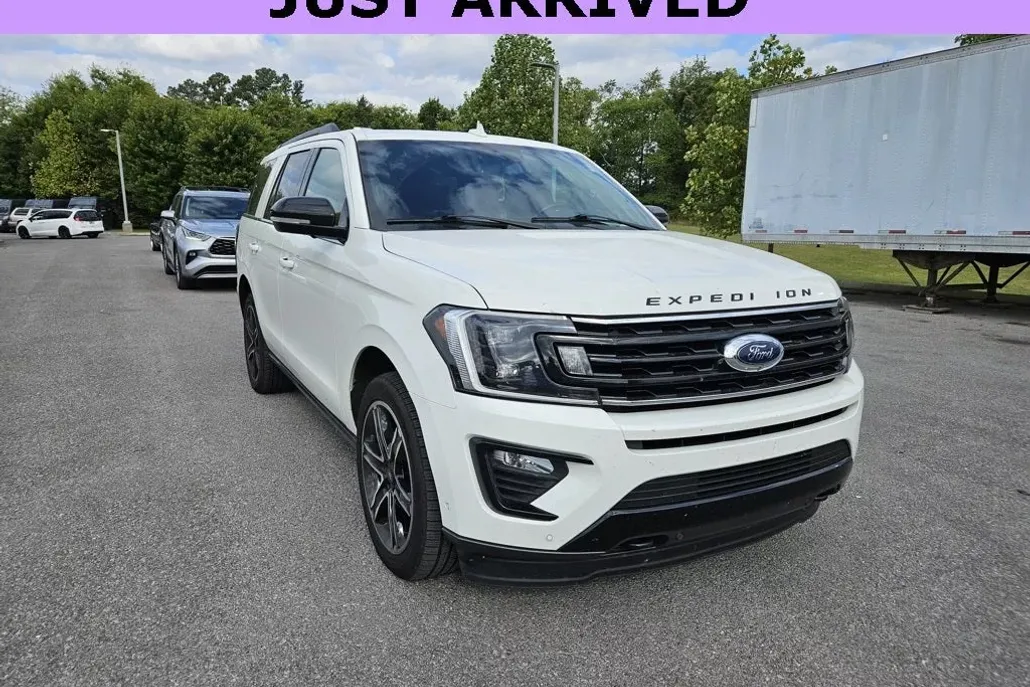 2021 Ford Expedition Limited photo 1
