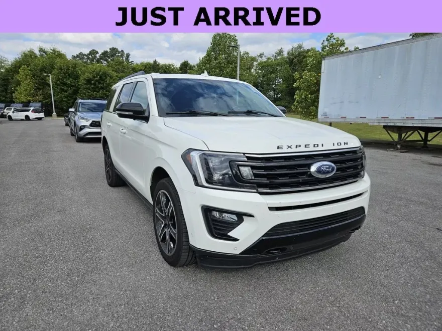 2021 Ford Expedition Limited photo 1
