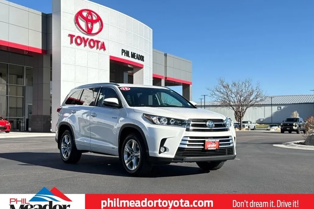 2019 Toyota Highlander Hybrid Limited photo 1