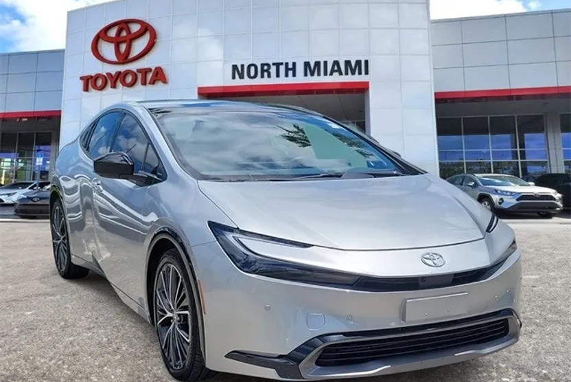 2024 Toyota Prius Limited photo 1