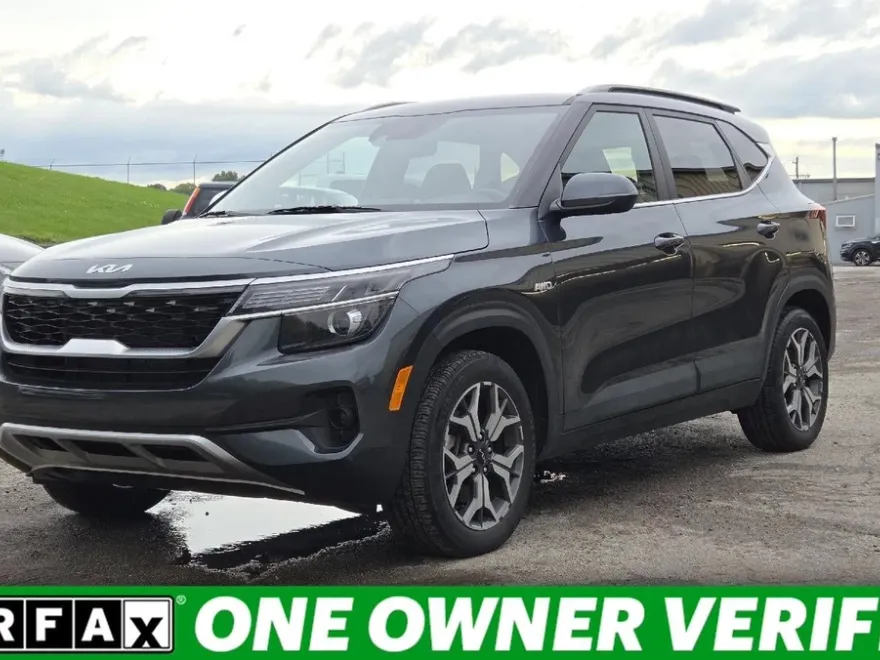 2023 Kia Seltos EX photo 1