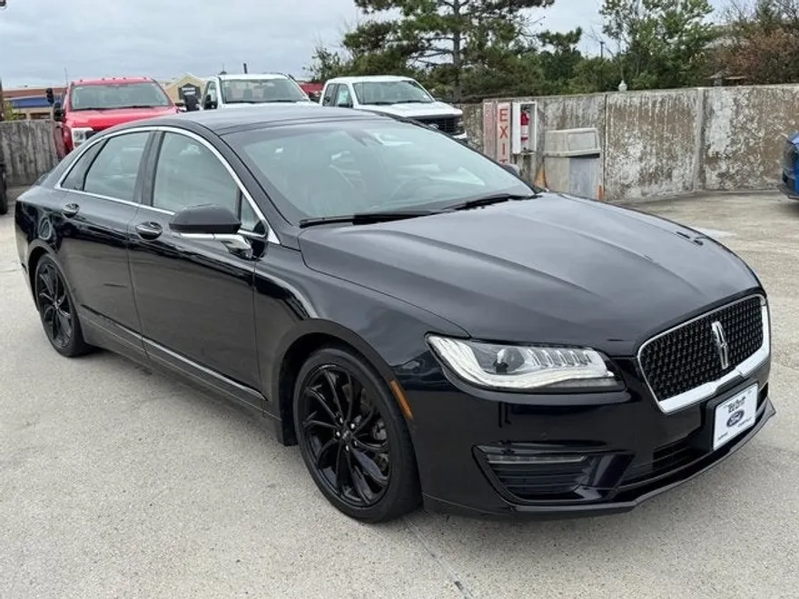 2020 Lincoln MKZ Reserve photo 1