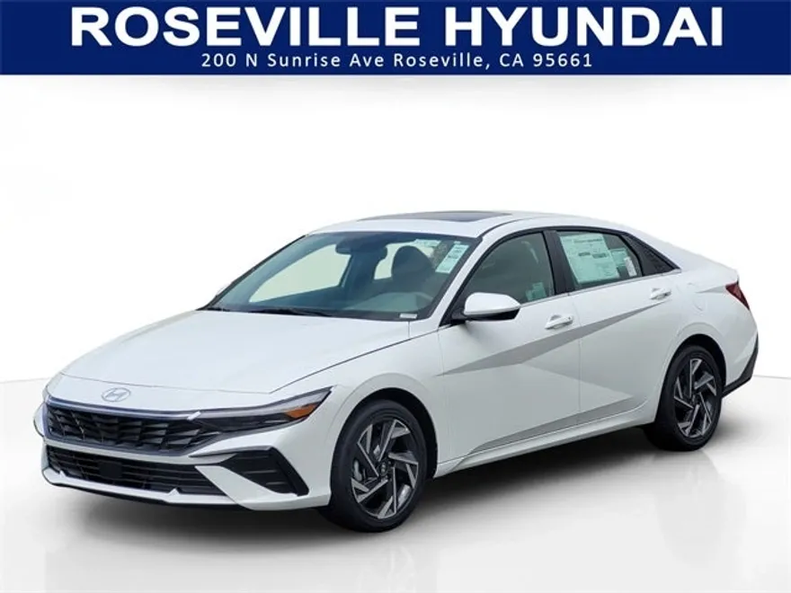 2025 Hyundai Elantra SEL Convenience photo 1