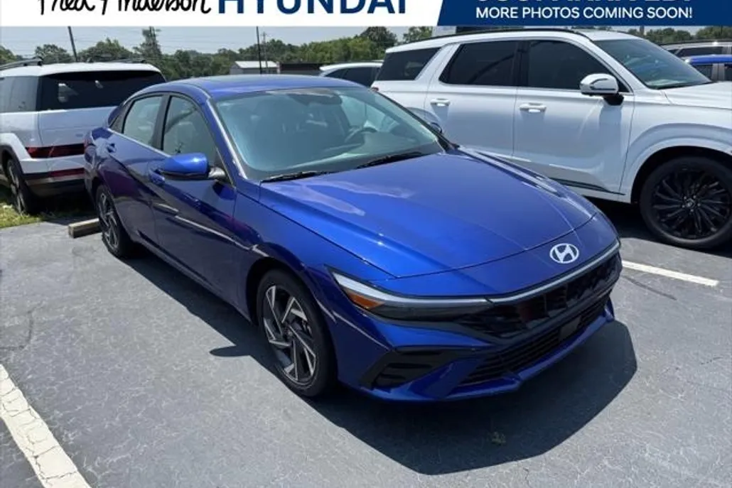 2025 Hyundai Elantra Hybrid Limited photo 1