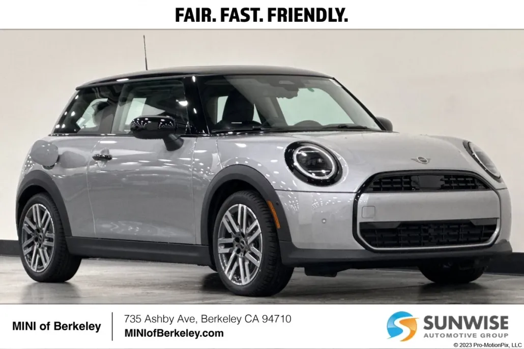 2025 Mini Cooper Signature photo 1