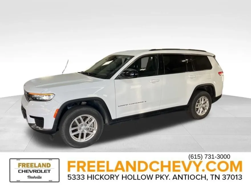 2023 Jeep Grand Cherokee Laredo photo 1