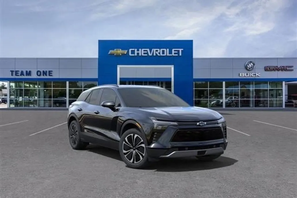2025 Chevrolet Blazer EV photo 1