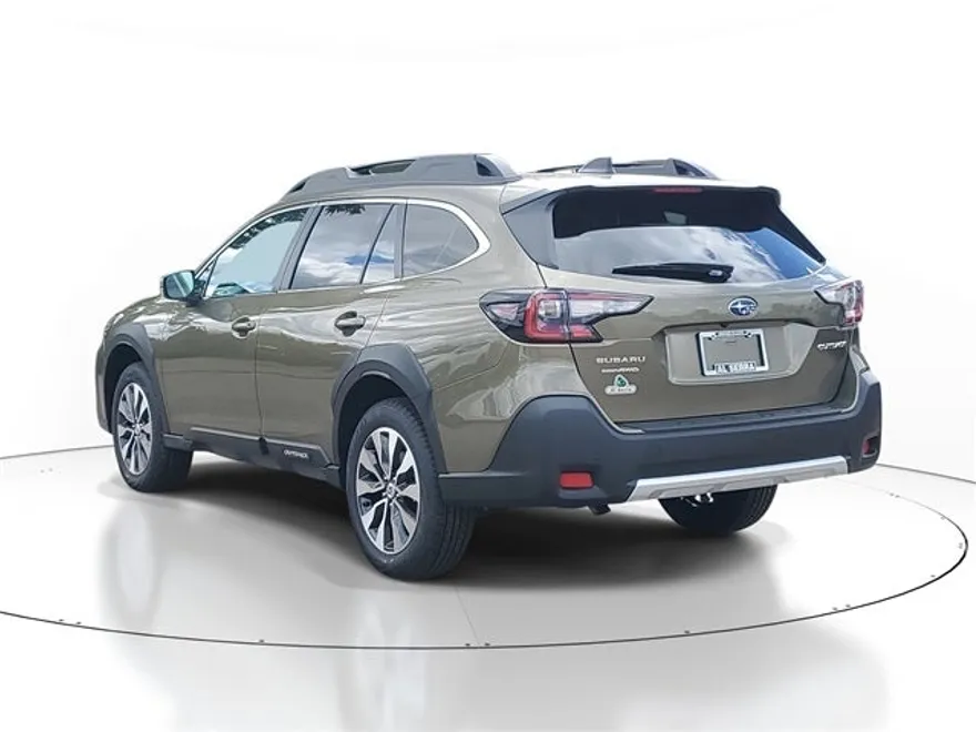 2025 Subaru Outback Limited photo 1
