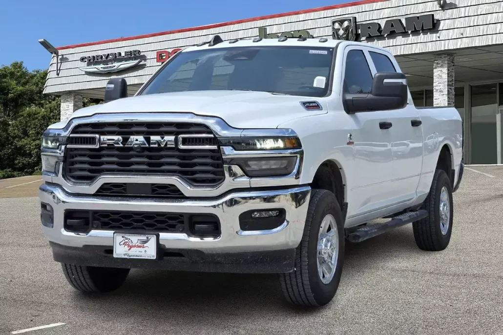 2025 Ram 2500 Tradesman photo 1