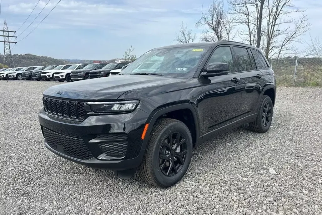 2025 Jeep Grand Cherokee Altitude X photo 1