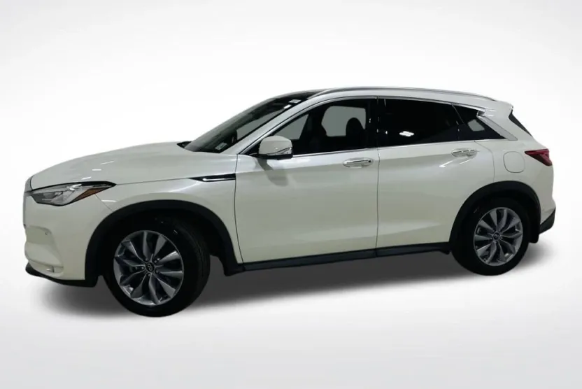 2021 Infiniti QX50 Essential AWD photo 1