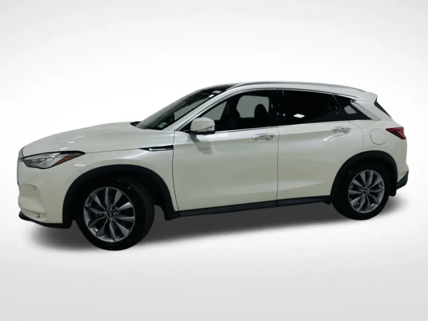 2021 Infiniti QX50 Essential AWD photo 1