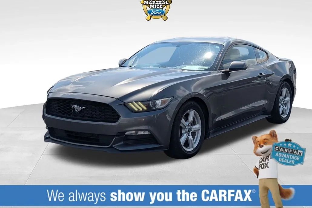 2016 Ford Mustang V6 photo 1