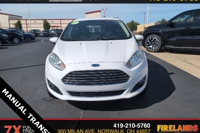 2015 Ford Fiesta Titanium photo 1