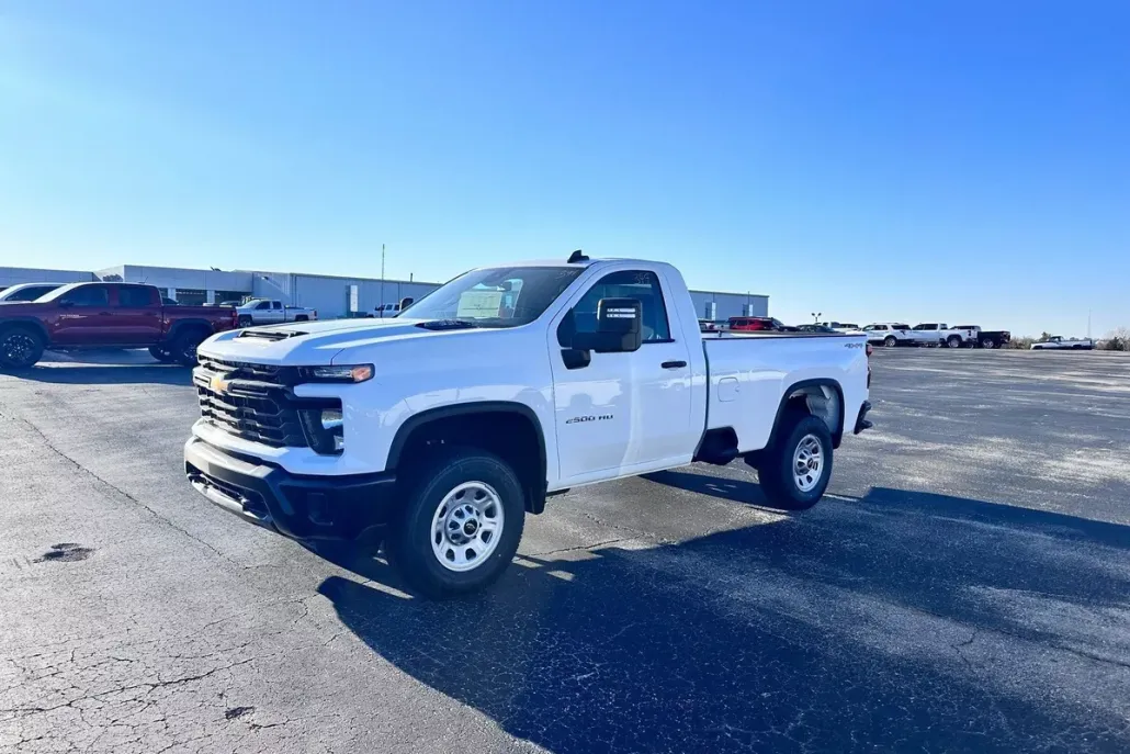 2025 Chevrolet Silverado 2500HD photo 1