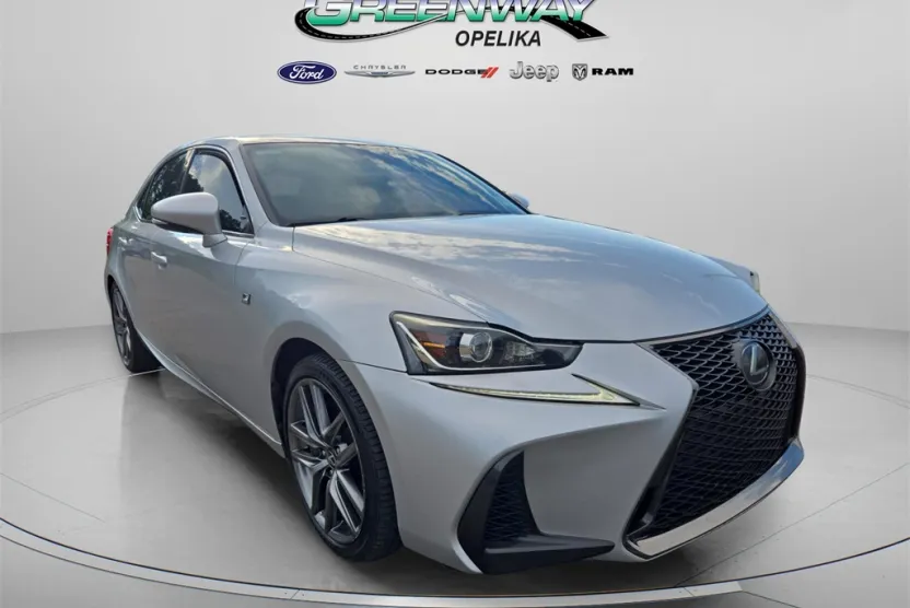 2017 Lexus IS 200t photo 1