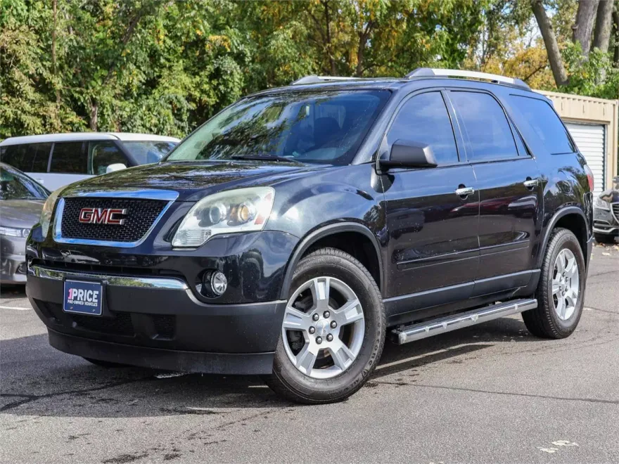 2011 Gmc Acadia SLE photo 1