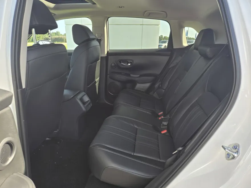 2026 Honda HR-V EX-L photo 1