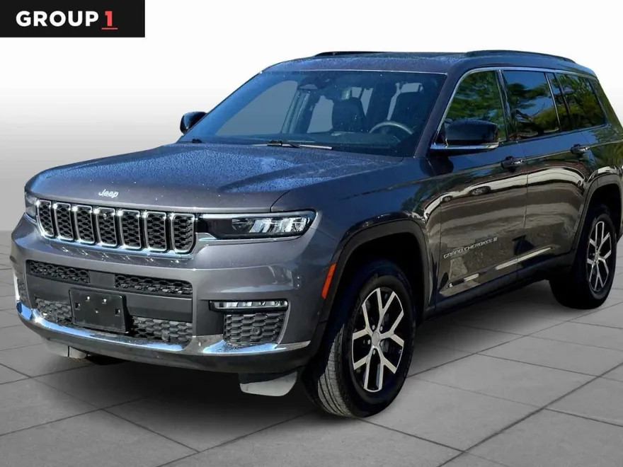 2024 Jeep Grand Cherokee Limited photo 1