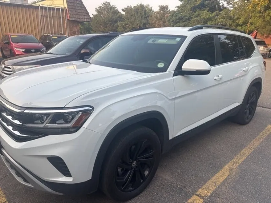 2022 Volkswagen Atlas V6 SE Technology photo 1