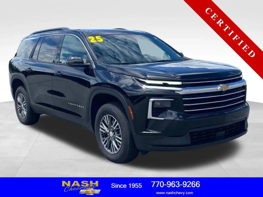 2025 Chevrolet Traverse photo 1