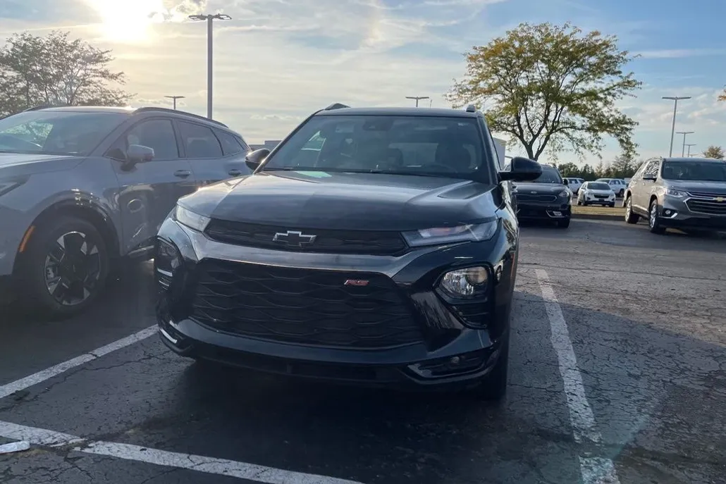 2023 Chevrolet Trailblazer RS photo 1