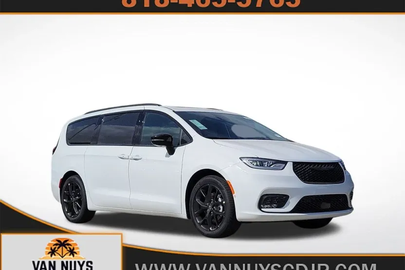 2025 Chrysler Pacifica Limited photo 1
