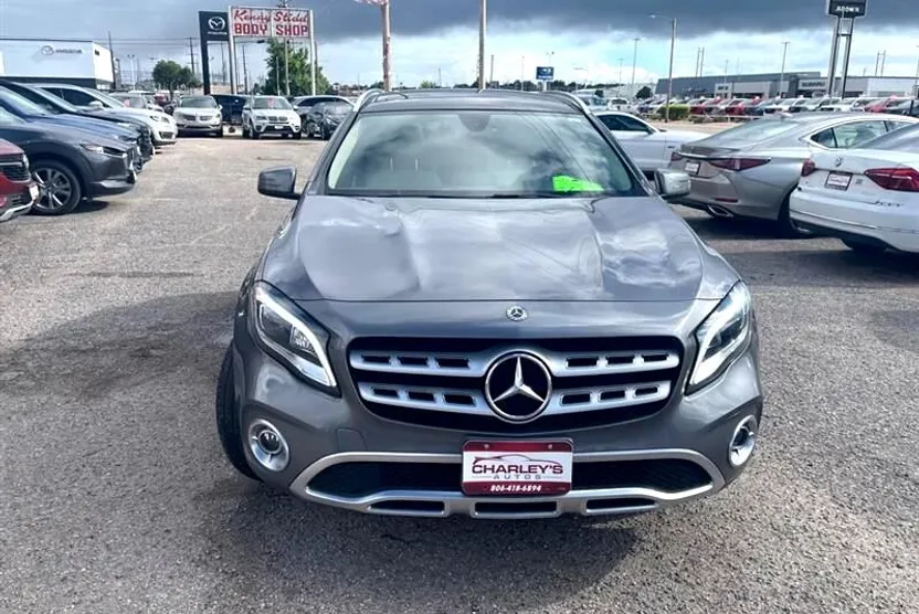 2019 Mercedes Benz GLA 250 photo 1