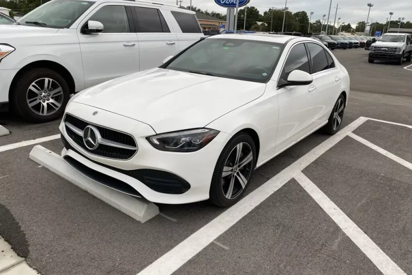 2022 Mercedes Benz C 300 photo 1