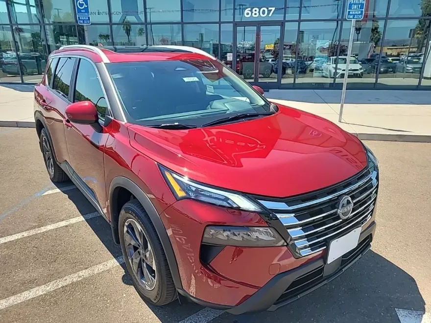 2025 Nissan Rogue SV photo 1