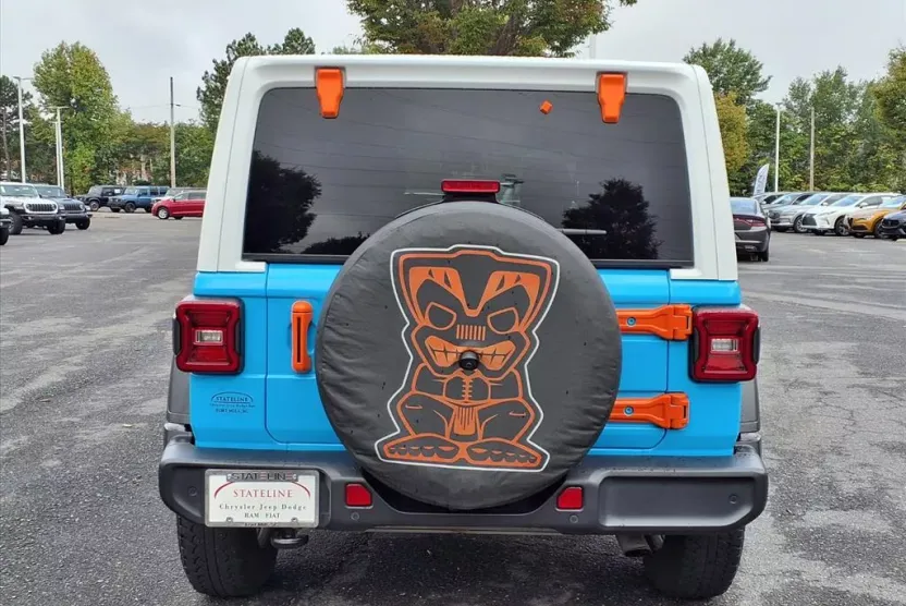 2021 Jeep Wrangler Unlimited Islander photo 1