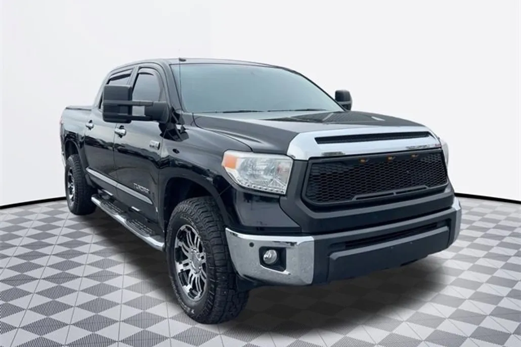 2016 Toyota Tundra SR5 photo 1