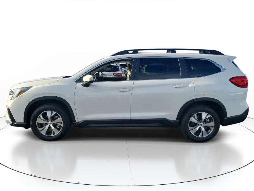 2025 Subaru Ascent Premium photo 1