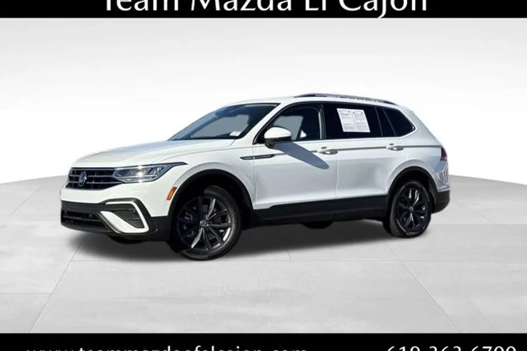 2022 Volkswagen Tiguan SE photo 1