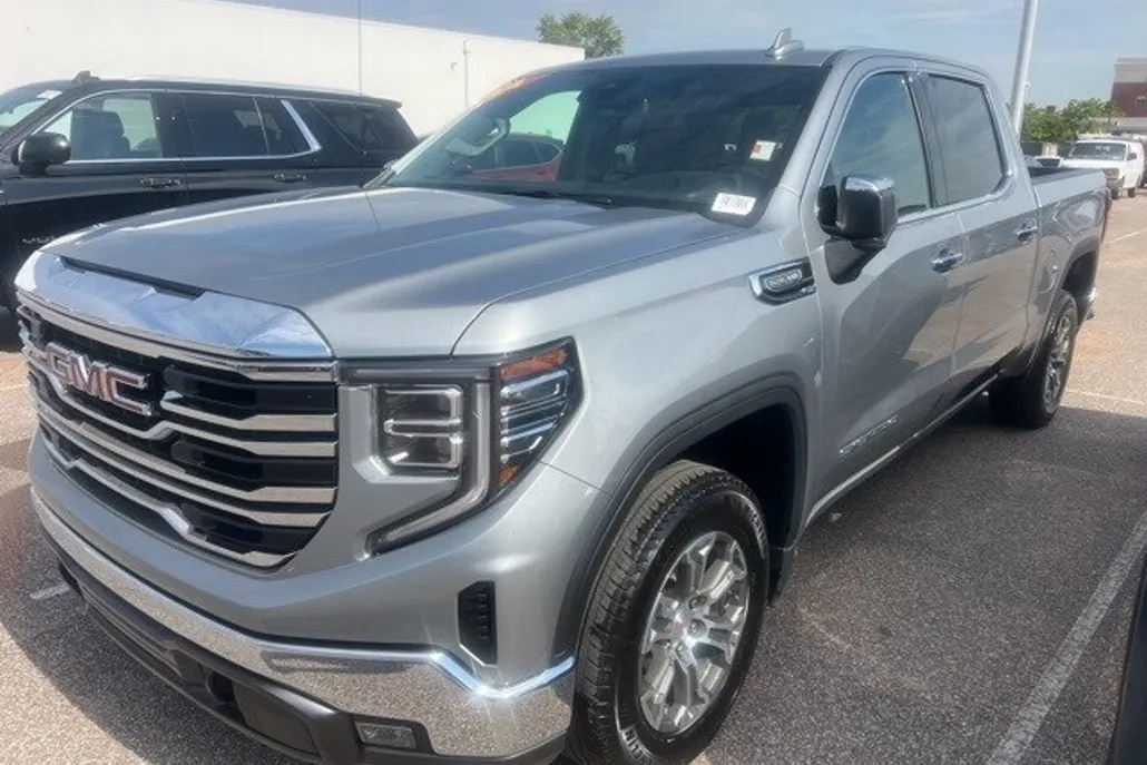 2024 Gmc Sierra 1500 SLT photo 1