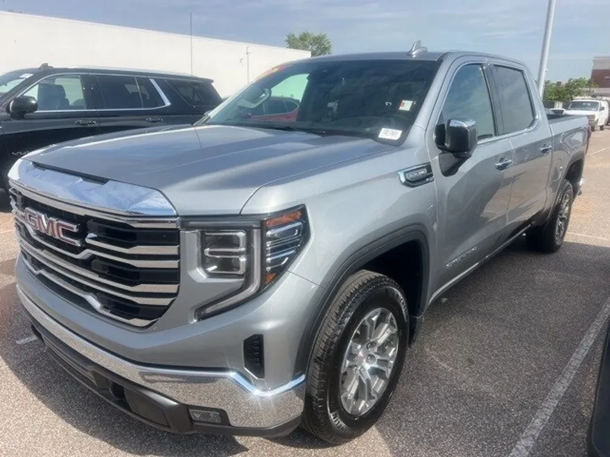 2024 Gmc Sierra 1500 SLT photo 1