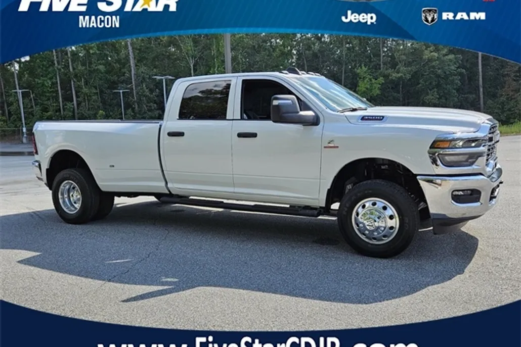 2026 Ram 3500 Tradesman photo 1