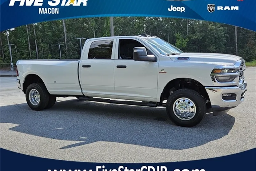 2026 Ram 3500 Tradesman photo 1