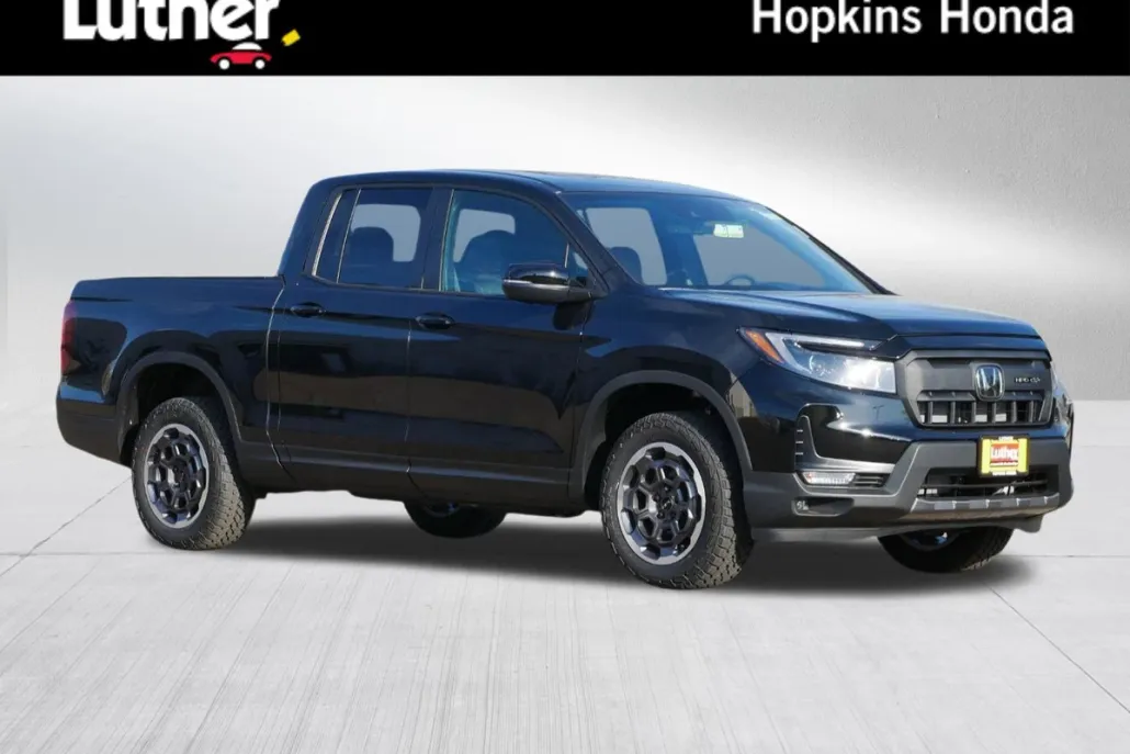 2025 Honda Ridgeline TrailSport photo 1