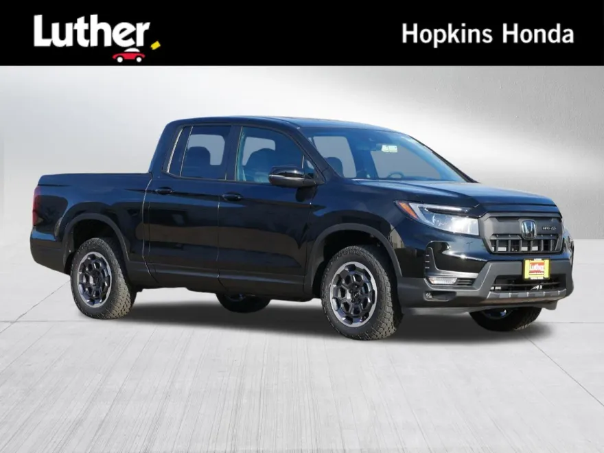 2025 Honda Ridgeline TrailSport photo 1