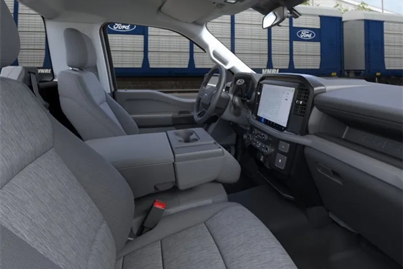2025 Ford F-150 XL photo 1