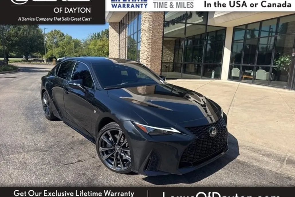 2023 Lexus IS 350 F SPORT photo 1