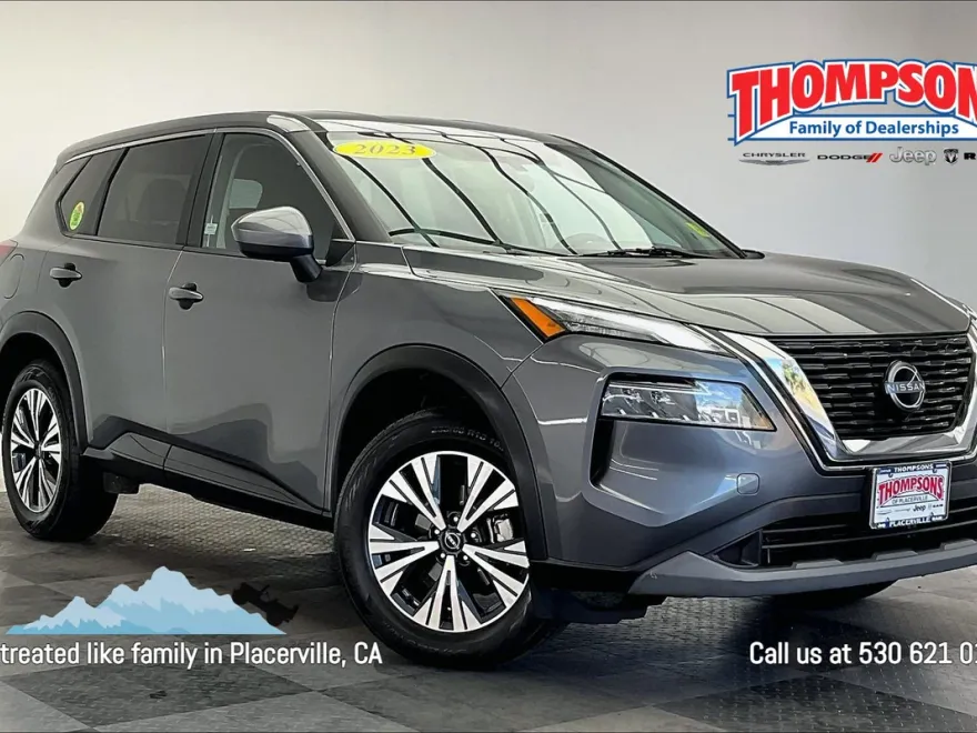 2023 Nissan Rogue SV photo 1