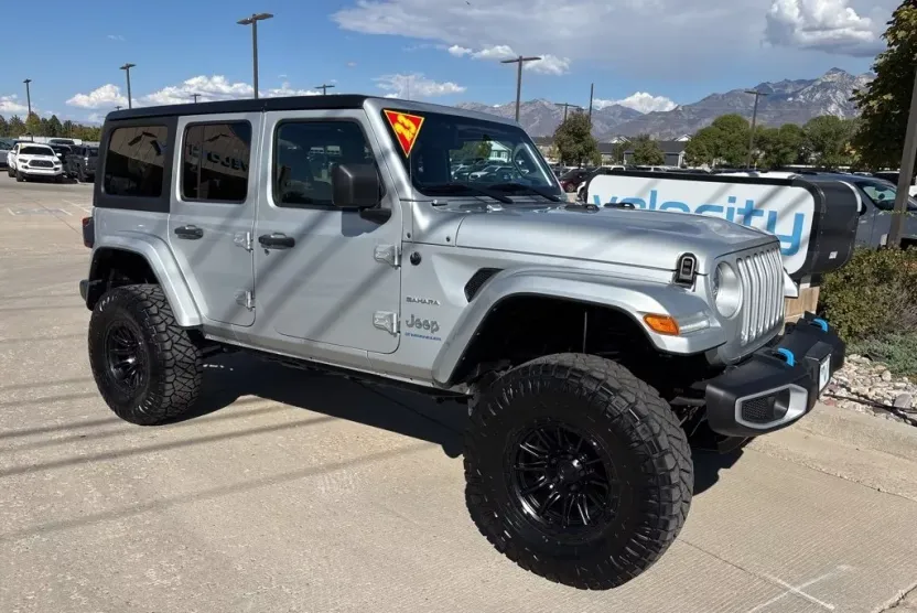 2023 Jeep Wrangler Sahara 4xe photo 1