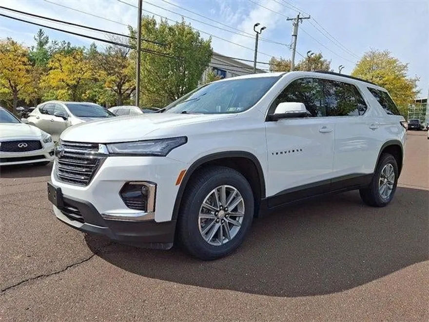 2023 Chevrolet Traverse 3LT photo 1