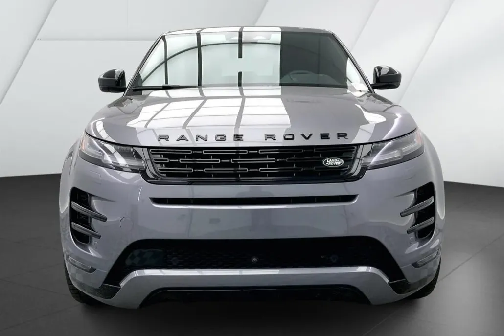 2025 Land Rover Range Rover Evoque Dynamic SE photo 1