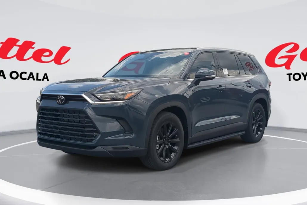 2025 Toyota Grand Highlander XLE photo 1
