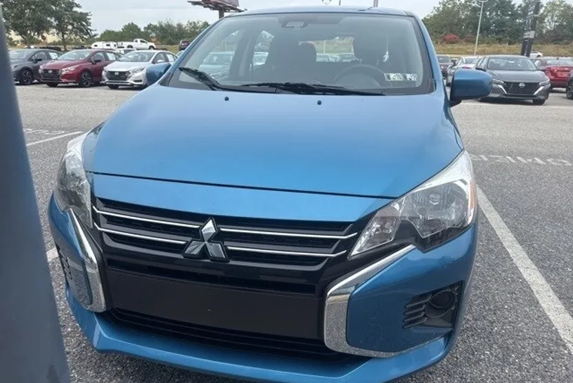 2023 Mitsubishi Mirage ES LE photo 1