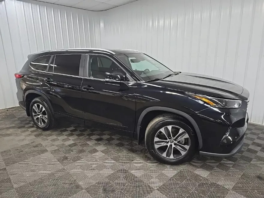 2023 Toyota Highlander XSE photo 1