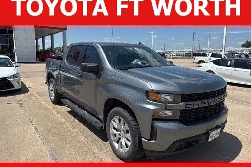 2022 Chevrolet Silverado 1500 Custom photo 1